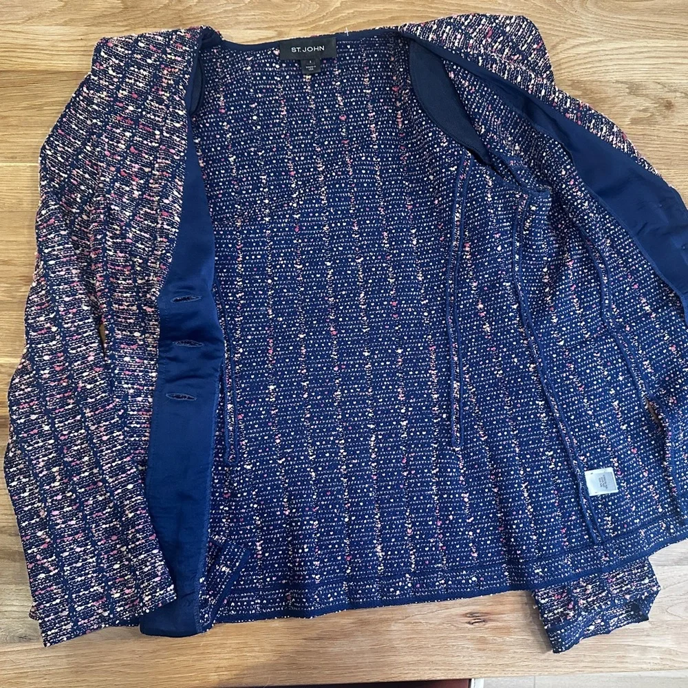 St. John Blue and Pink Tweed Blazer - Picture 9 of 13